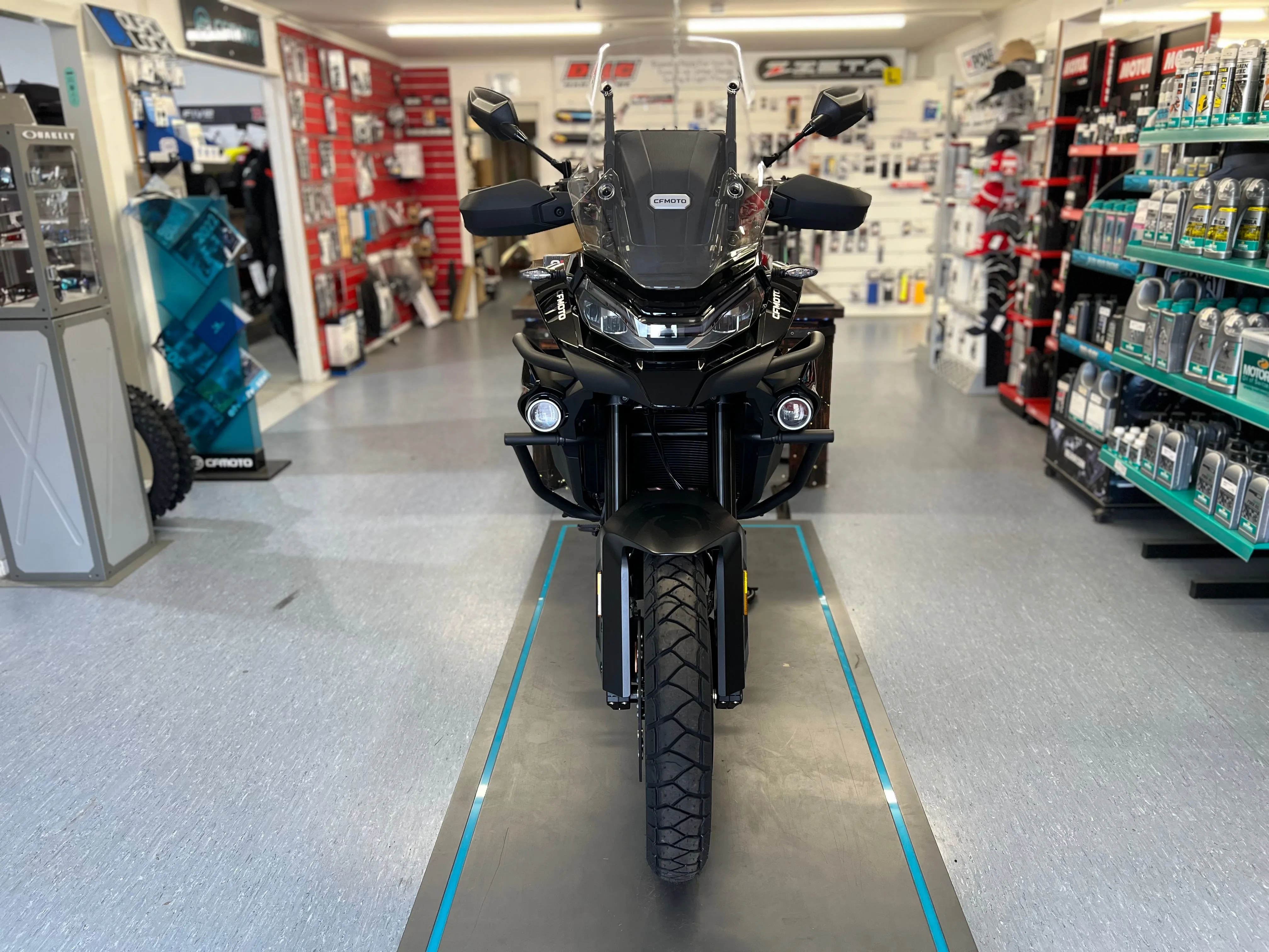CFMOTO 800MT EXPLORE 2025