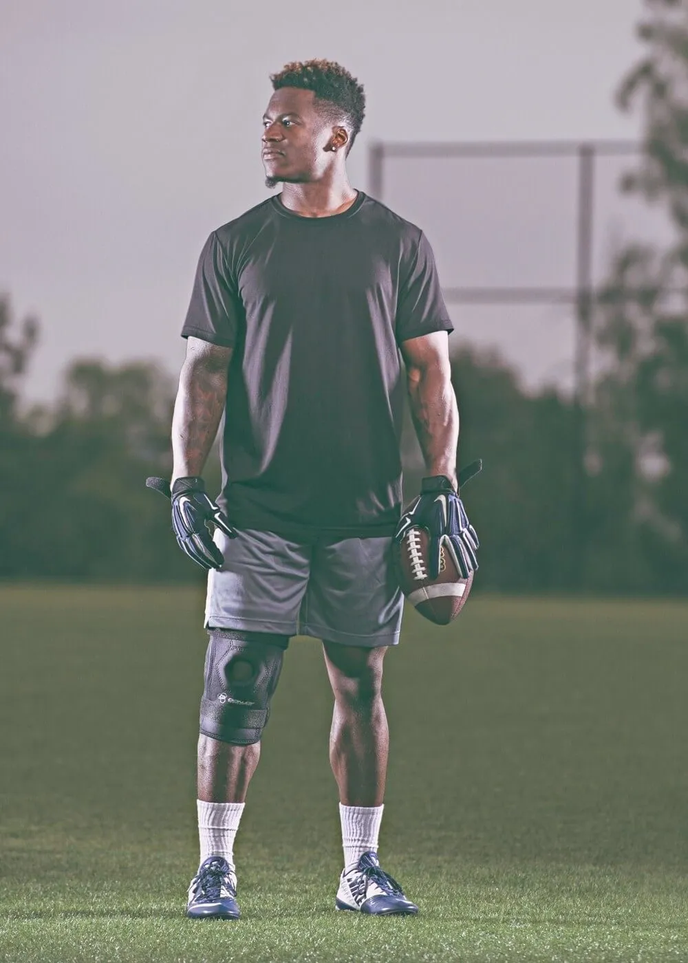 Donjoy Performance Bionic Hinged Knee Brace