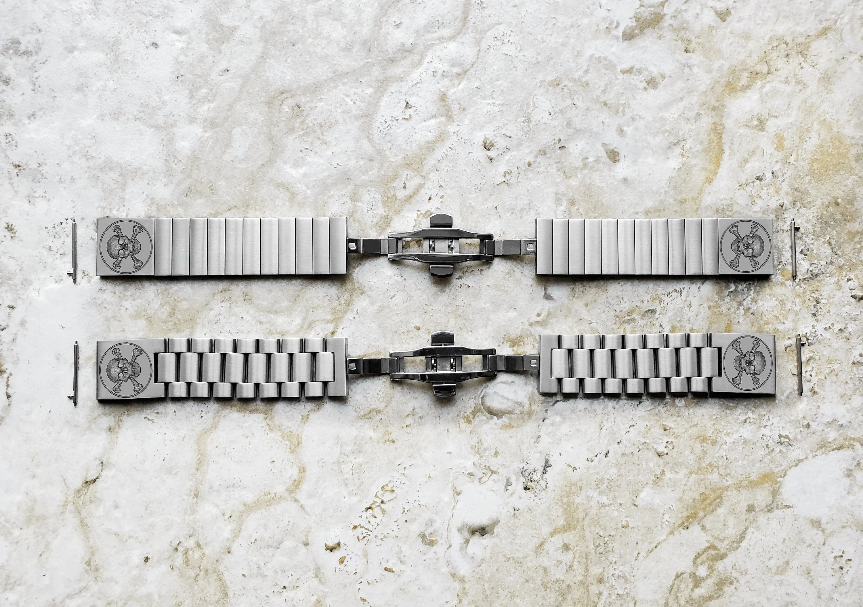 Engraved Watch Band for 22mm 24mm 25mm Lugs Traditional Casual Luxury and Smartwatches Silver Color Stainless Steel Bracelet Strap SC2