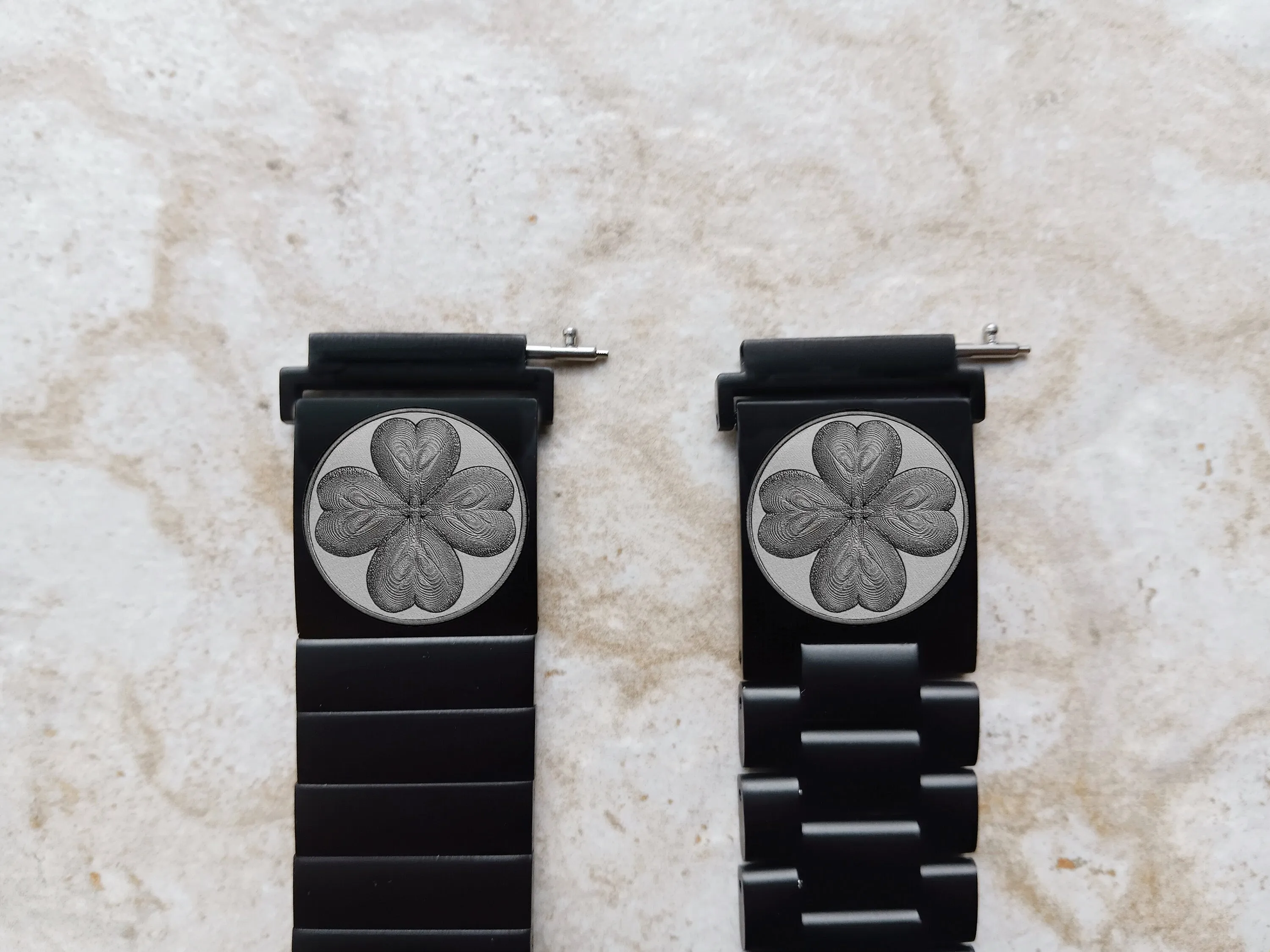 Four Leaf Clover Engraved Watch Band for 20mm Width Lugs Traditional Casual Luxury and Smartwatches Black Stainless Steel Strap Bracelet SR1 -A20