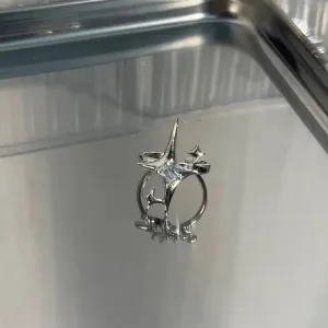 Four-pointed Star Ring