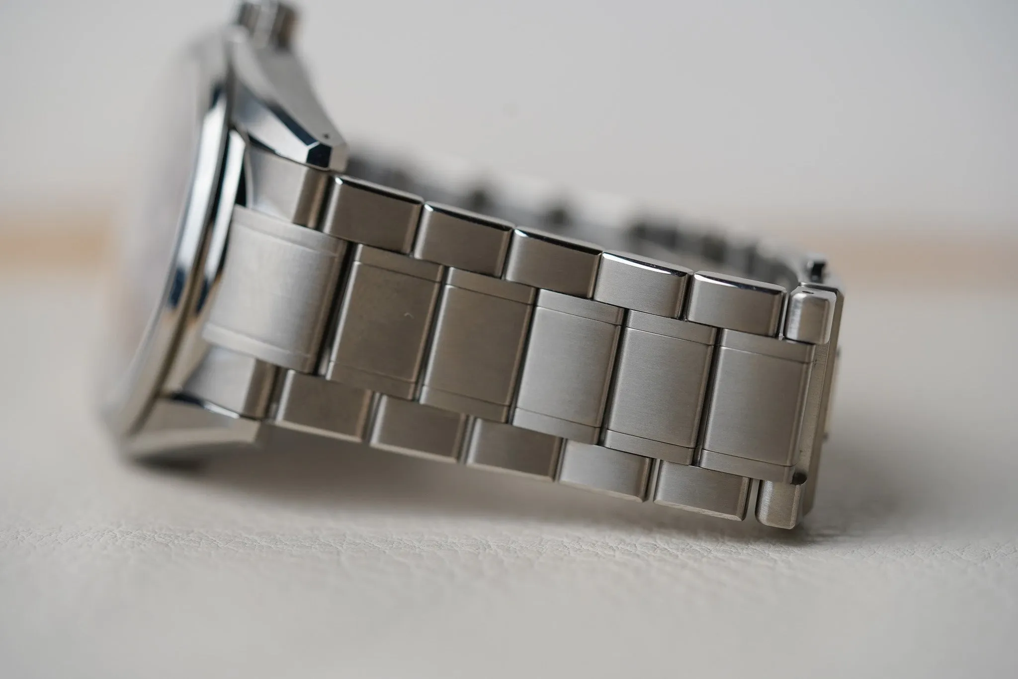 Grand Seiko Evolution 9 SLGA019 'Lake Suwa'