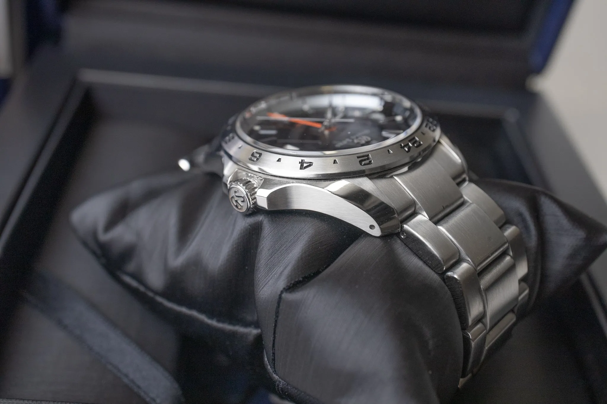 Grand Seiko GMT SBGN003