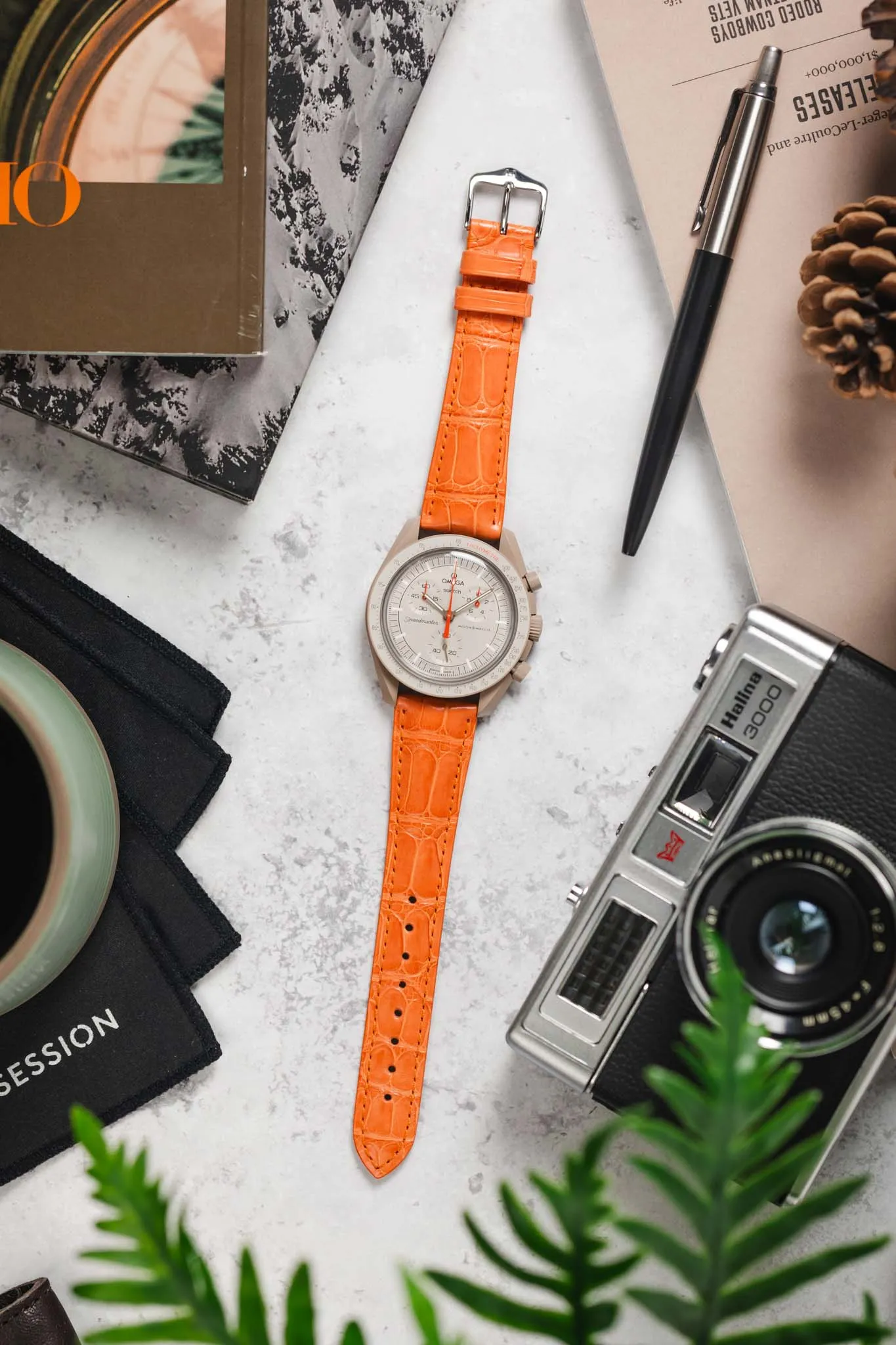 Hirsch LONDON Matt Alligator Leather Watch Strap in ORANGE