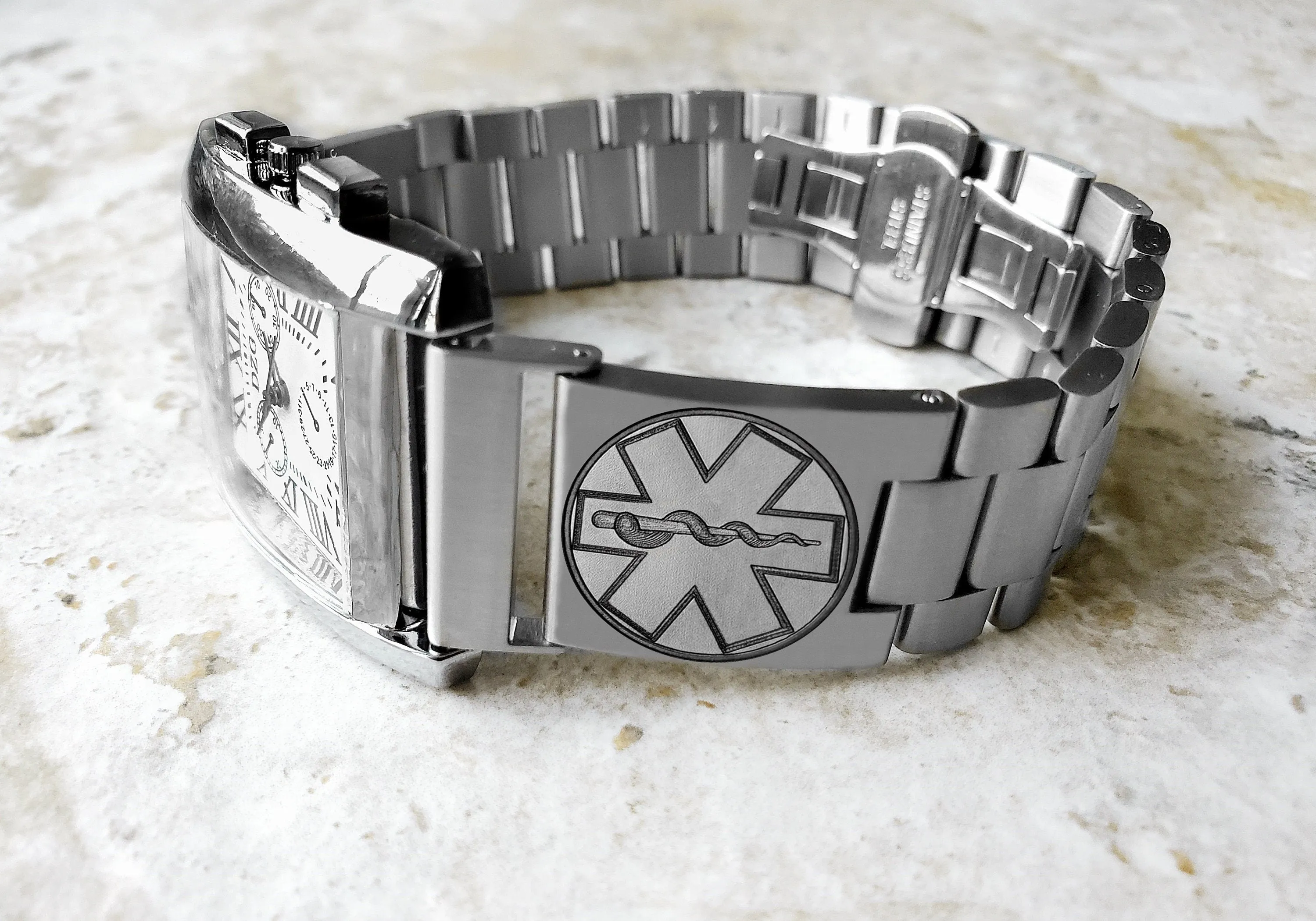 Medical Seal Engraved Watch Band for 22mm 24mm 25mm Lugs Traditional Casual Luxury and Smartwatches Silver Color Stainless Steel Strap Bracelet MS2