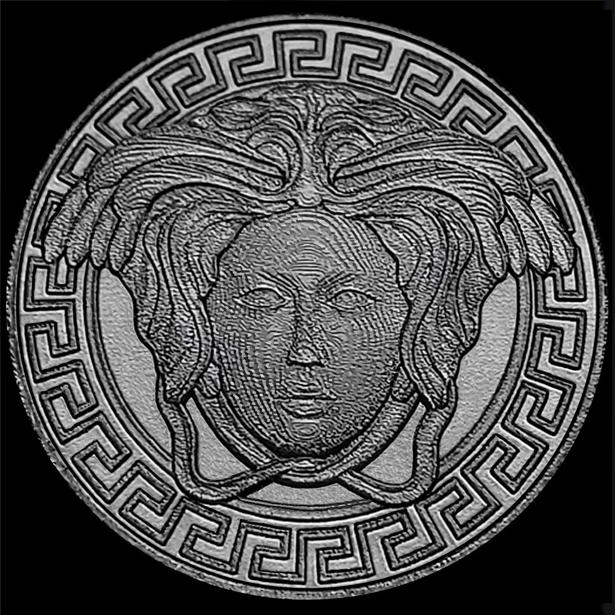Medusa Head Engraved Watch Band for 22mm Width Lugs Traditional Casual Luxury and Smartwatches Black Color Stainless Steel Strap Bracelet N13