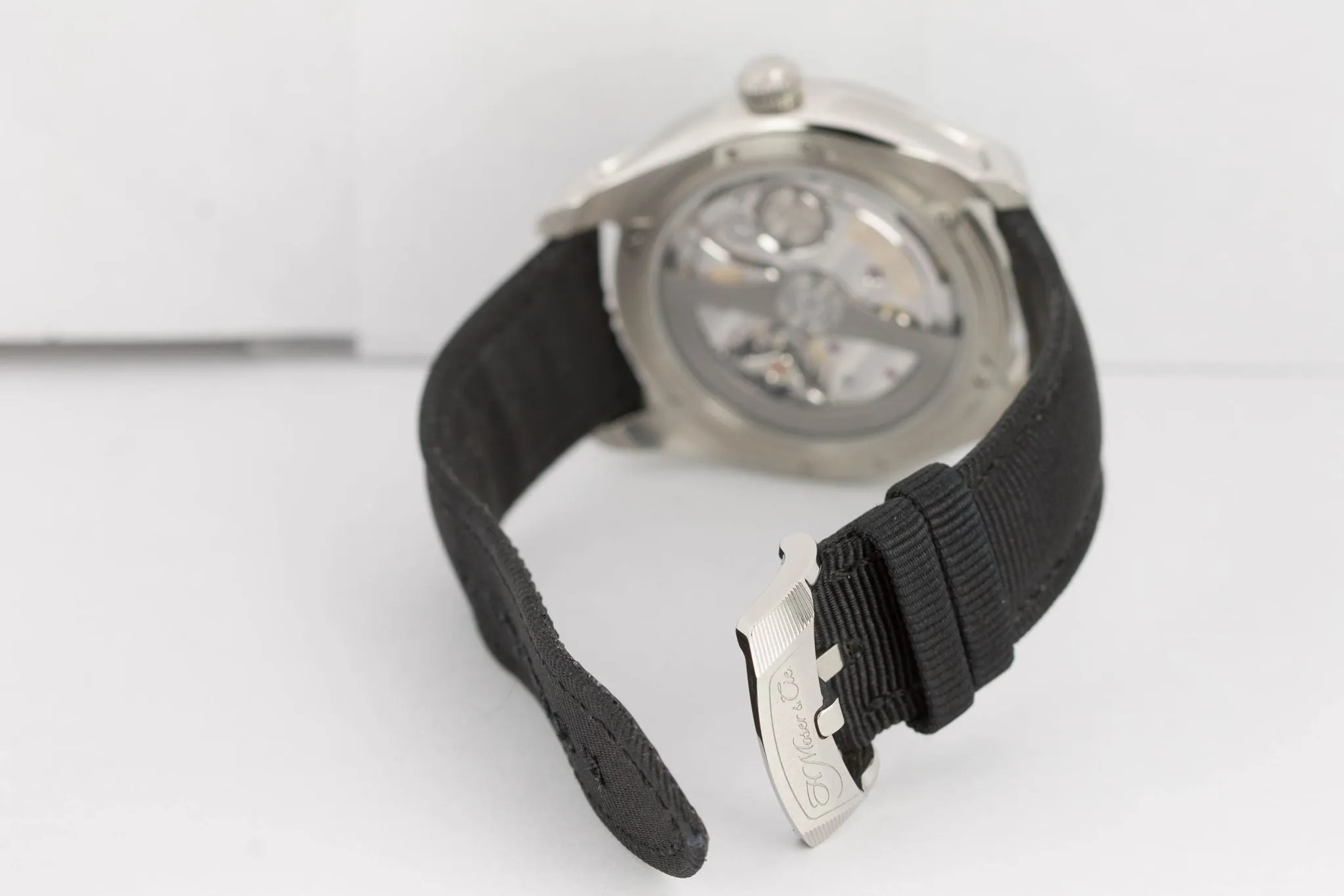 MINT H. Moser & Cie. Pioneer Centre Seconds Cosmic Green 42.8mm 3200-1202 Watch
