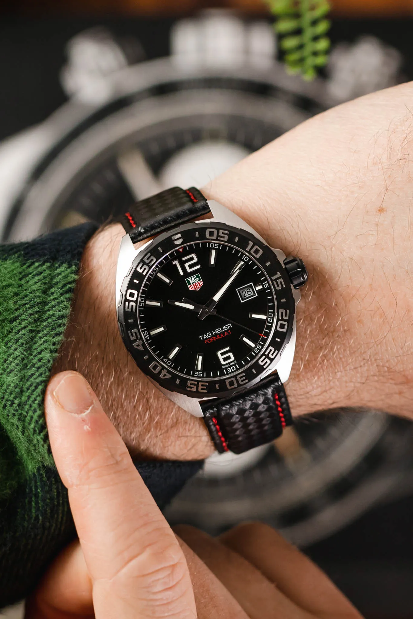 Morellato BIKING Carbon Fibre-Embossed Calfskin Leather Watch Strap in BLACK with RED Stitching
