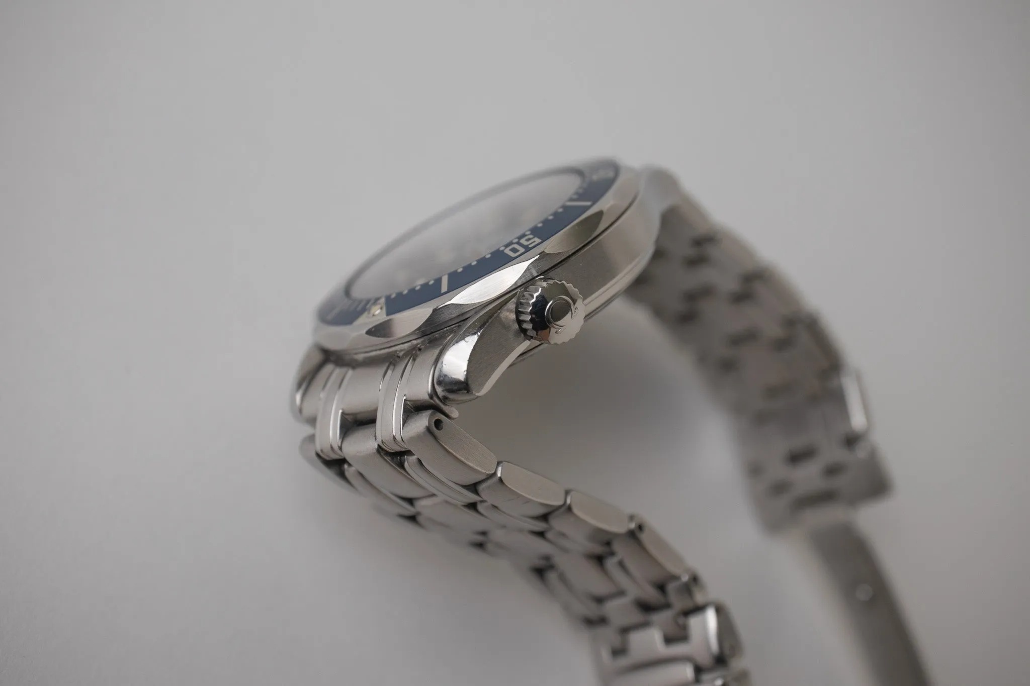 Omega Seamaster Midsize 2561.80