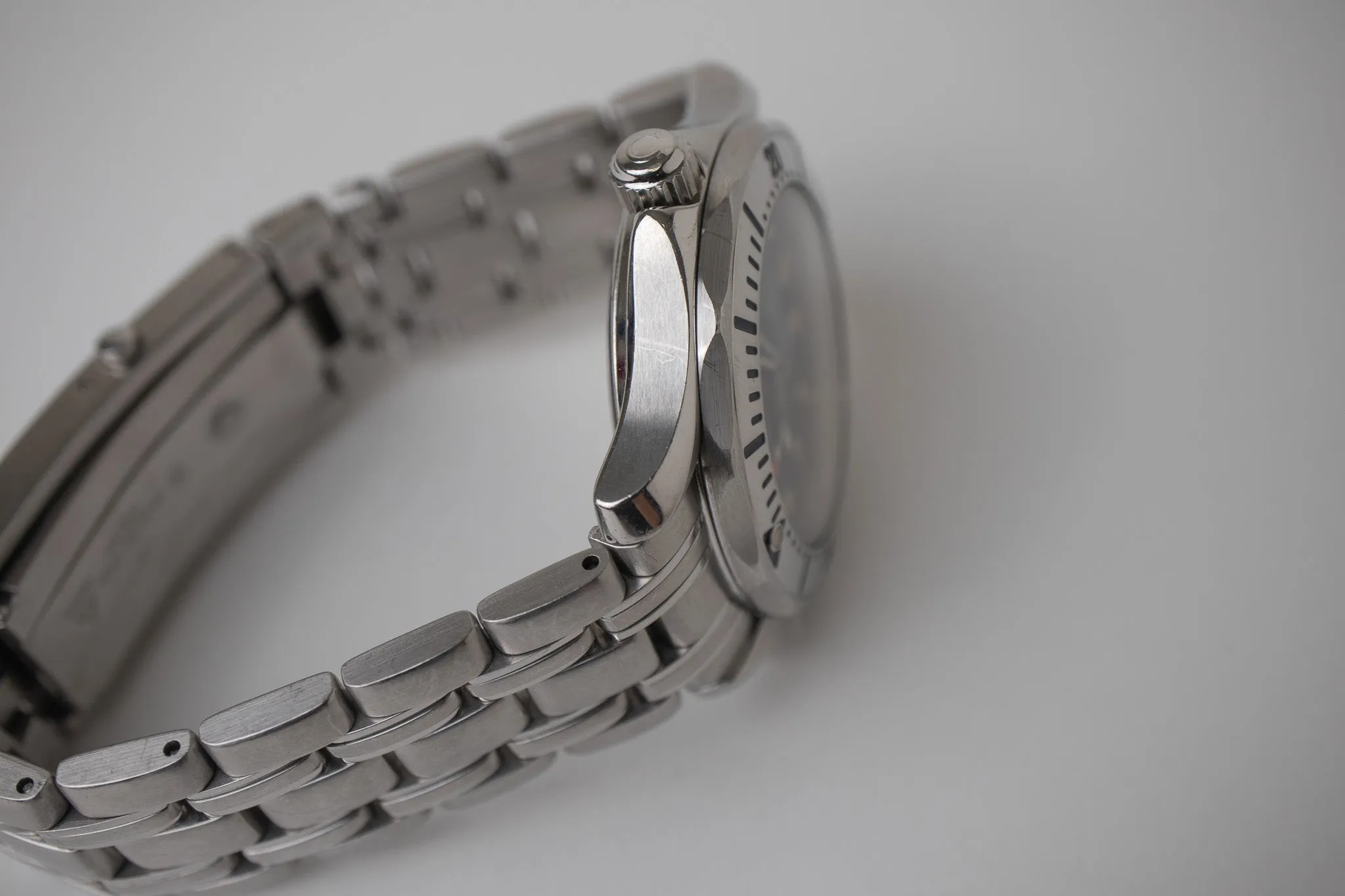 Omega Seamaster Midsize 2562.80