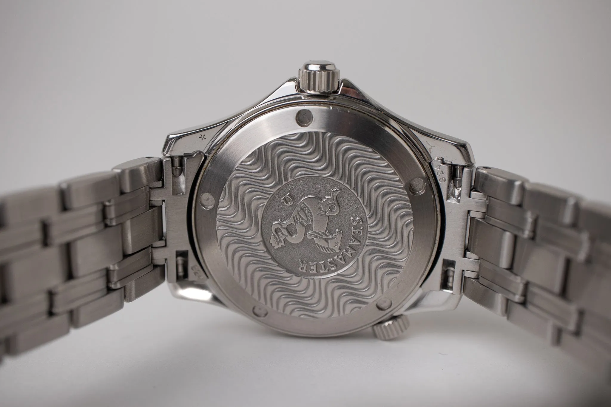 Omega Seamaster Midsize 2562.80