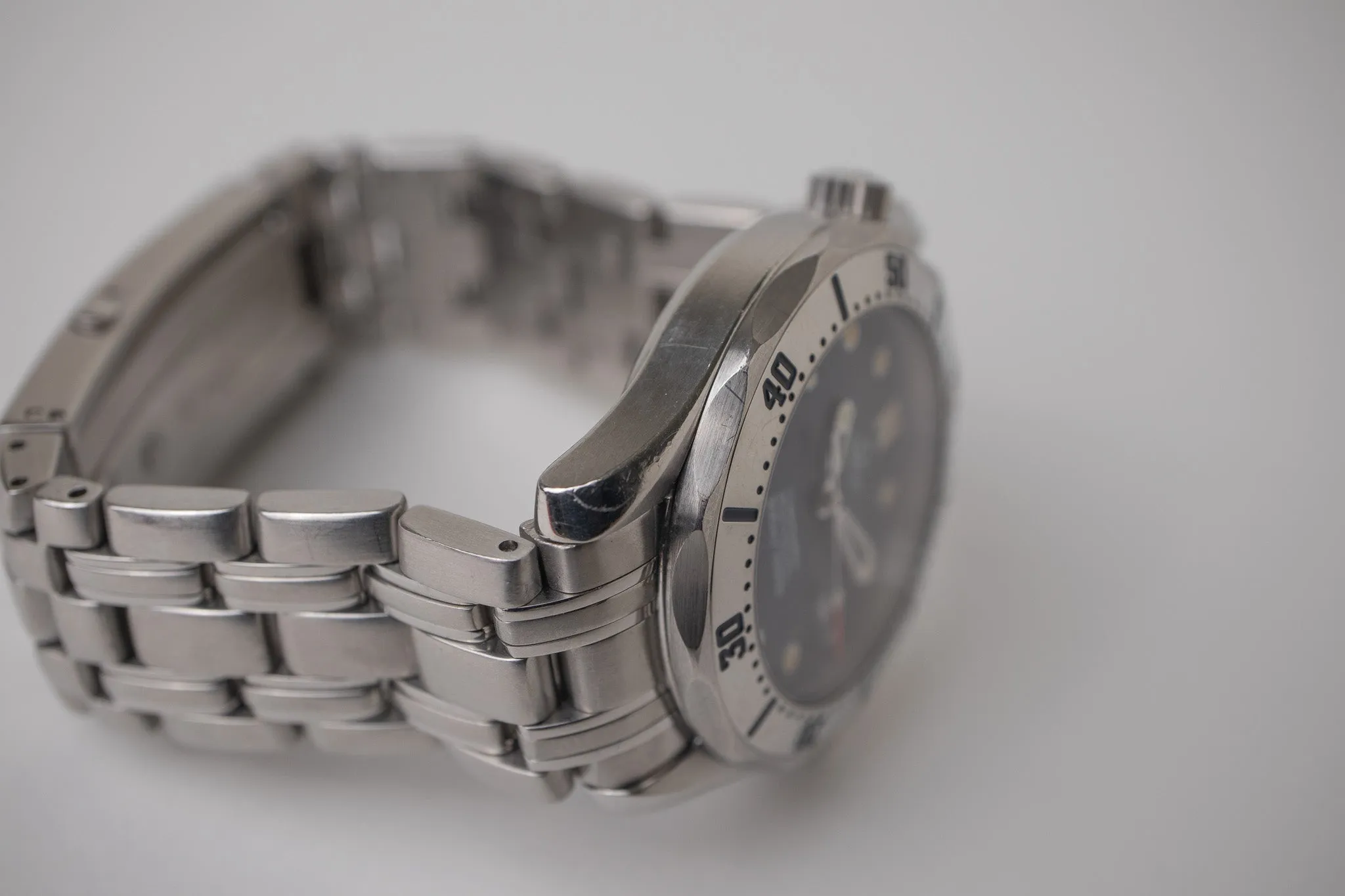 Omega Seamaster Midsize 2562.80
