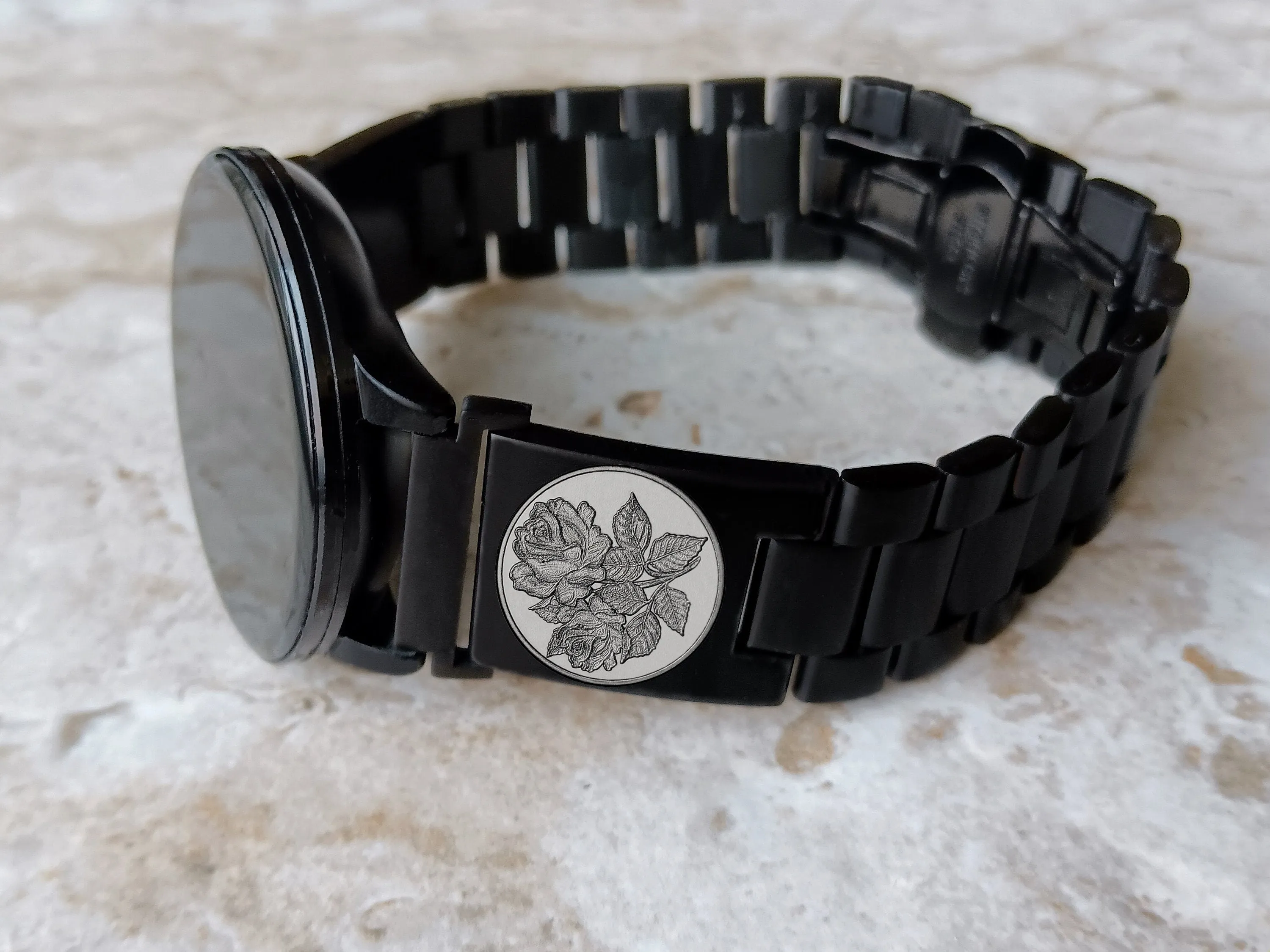 Roses Floral Engraved Watch Band for 20mm Width Lugs Traditional Casual Luxury & Smartwatches Black Stainless Steel Strap Bracelet RS1 -A20