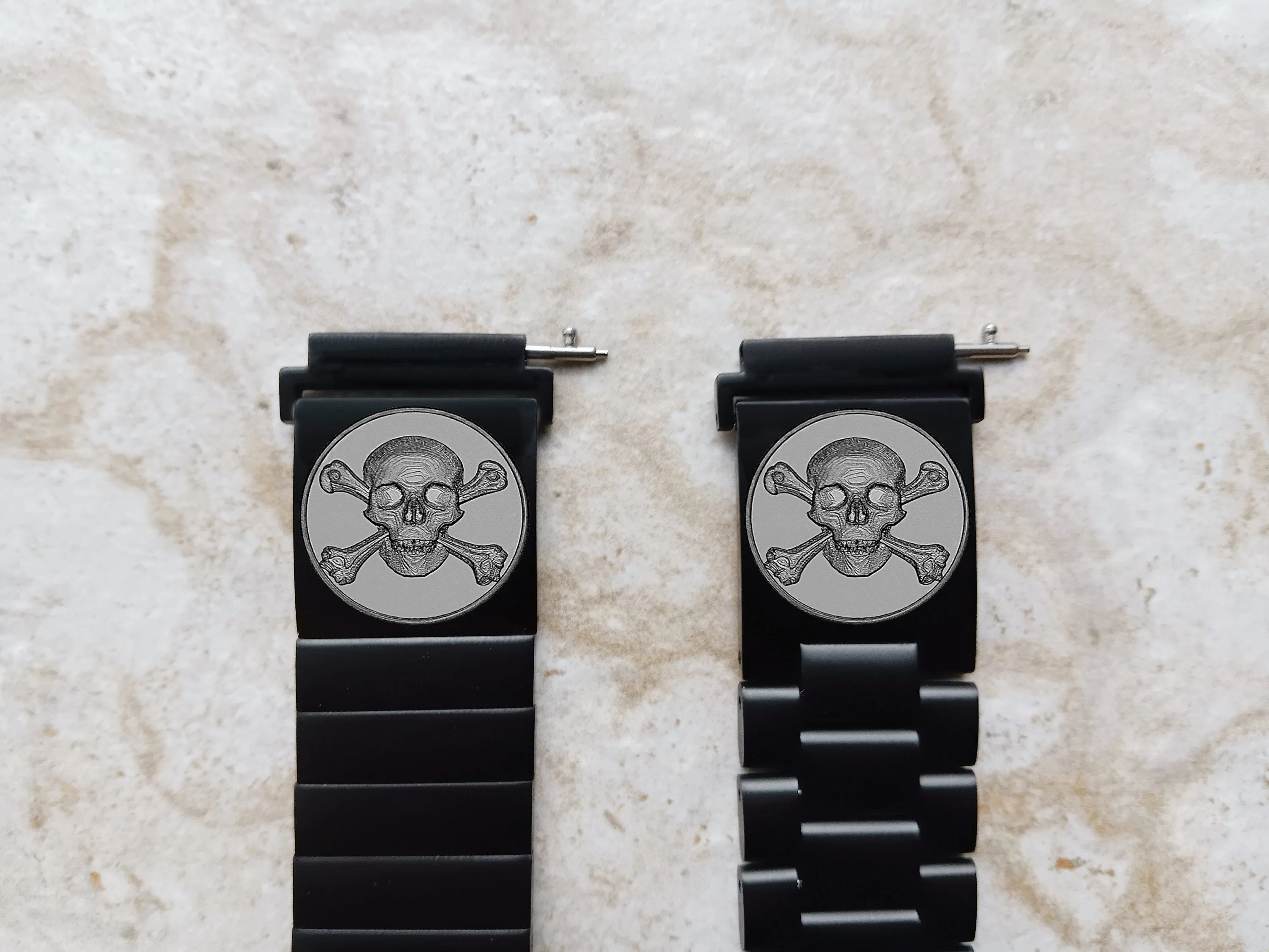Skull Engraved Watch Band for 20mm Width Lugs Traditional Casual Luxury & Smartwatches Black Stainless Steel Strap Bracelet SC2 -A20