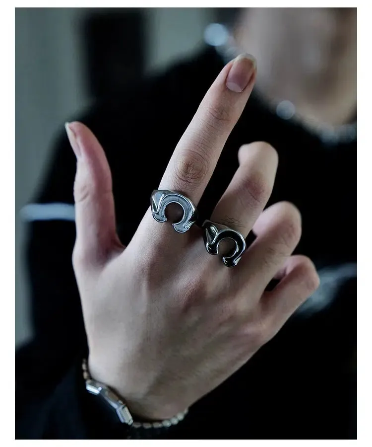 U-shaped Ring